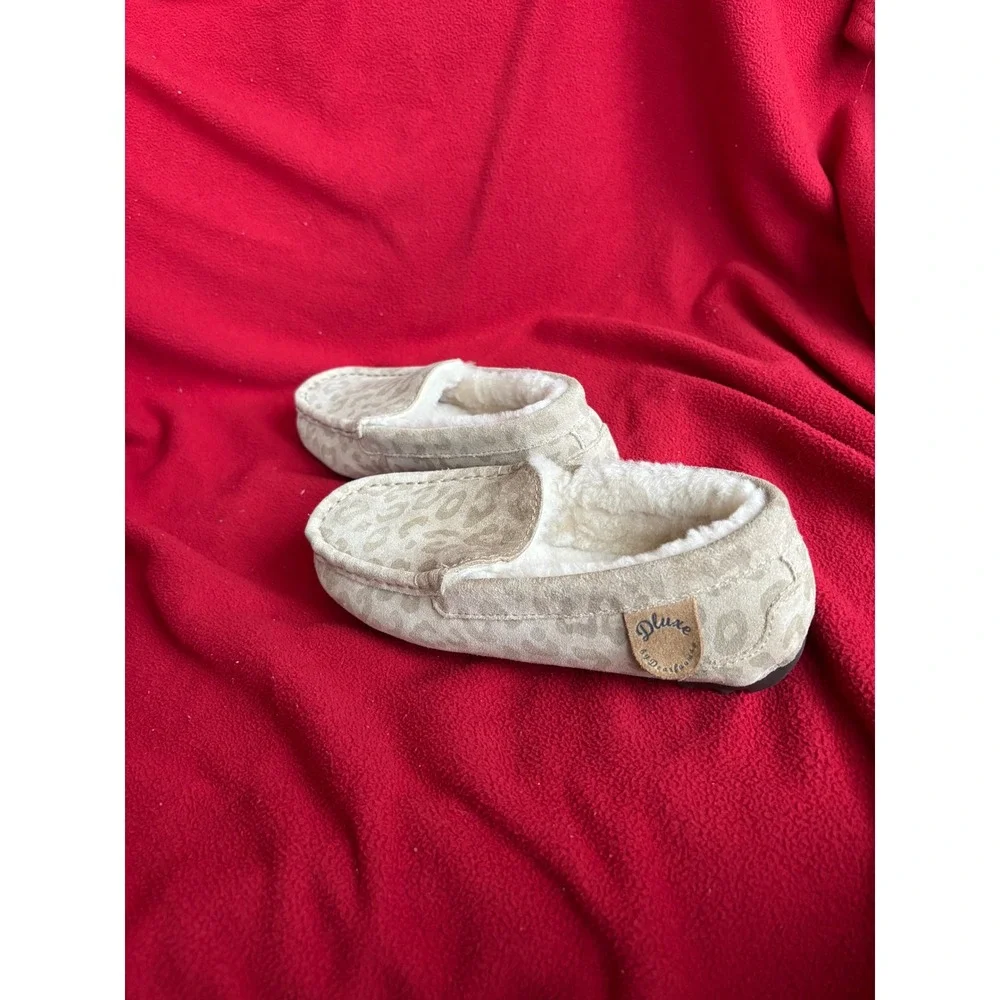 DLux by Dearfoams Leopard Print Moccasin‎ Slippers – Plush Lined